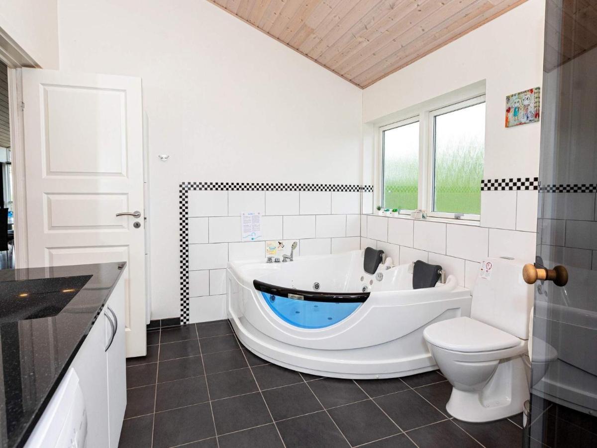 6 Person Holiday Home In Fjerritslev Extérieur photo